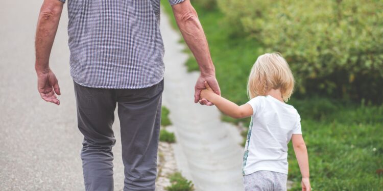 ‘Crescere nei piccoli comuni 2026’, 50 milioni per le famiglie: pubblicato l’avviso, domande entro il 29 settembre